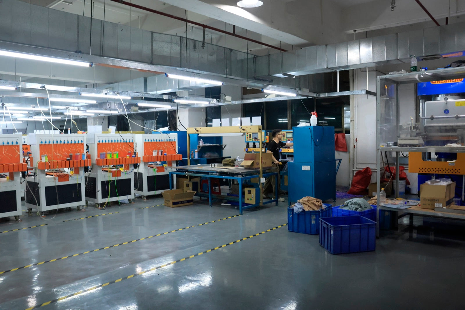 Silicone molding and production machines